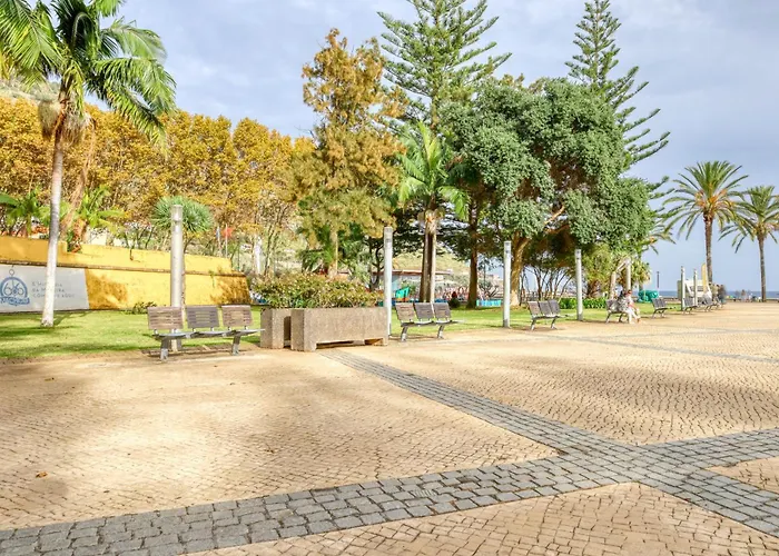 Ribas Machico, A In Madeira 马希库